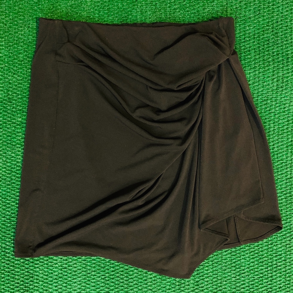 Sexy and super soft sexy skirt by Vera Wang
